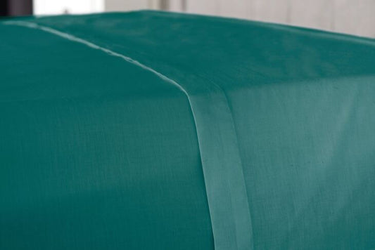 200 Thread Count Polycotton Bed Linen in Forest Green
