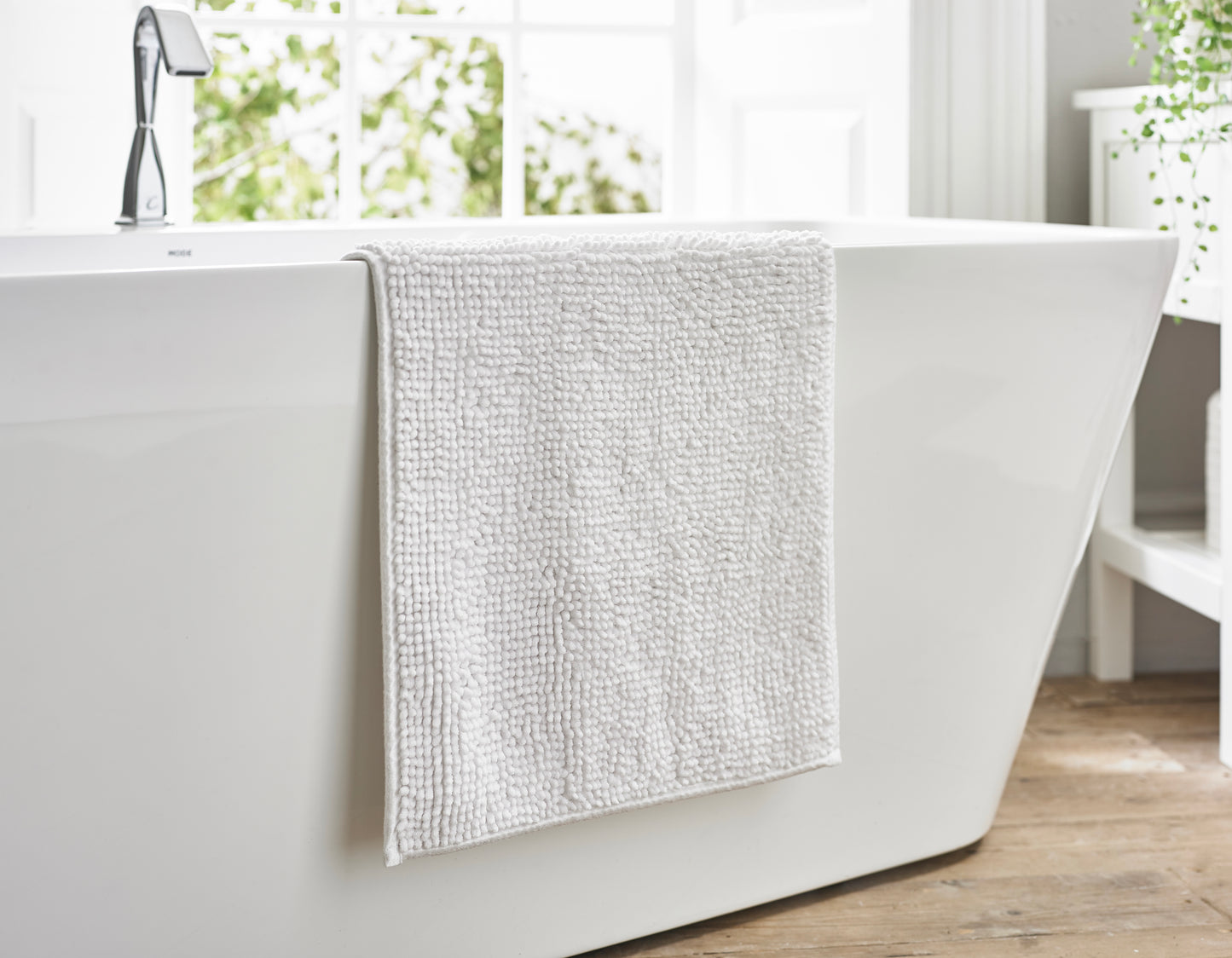 Quik Dri Textured Towels in White