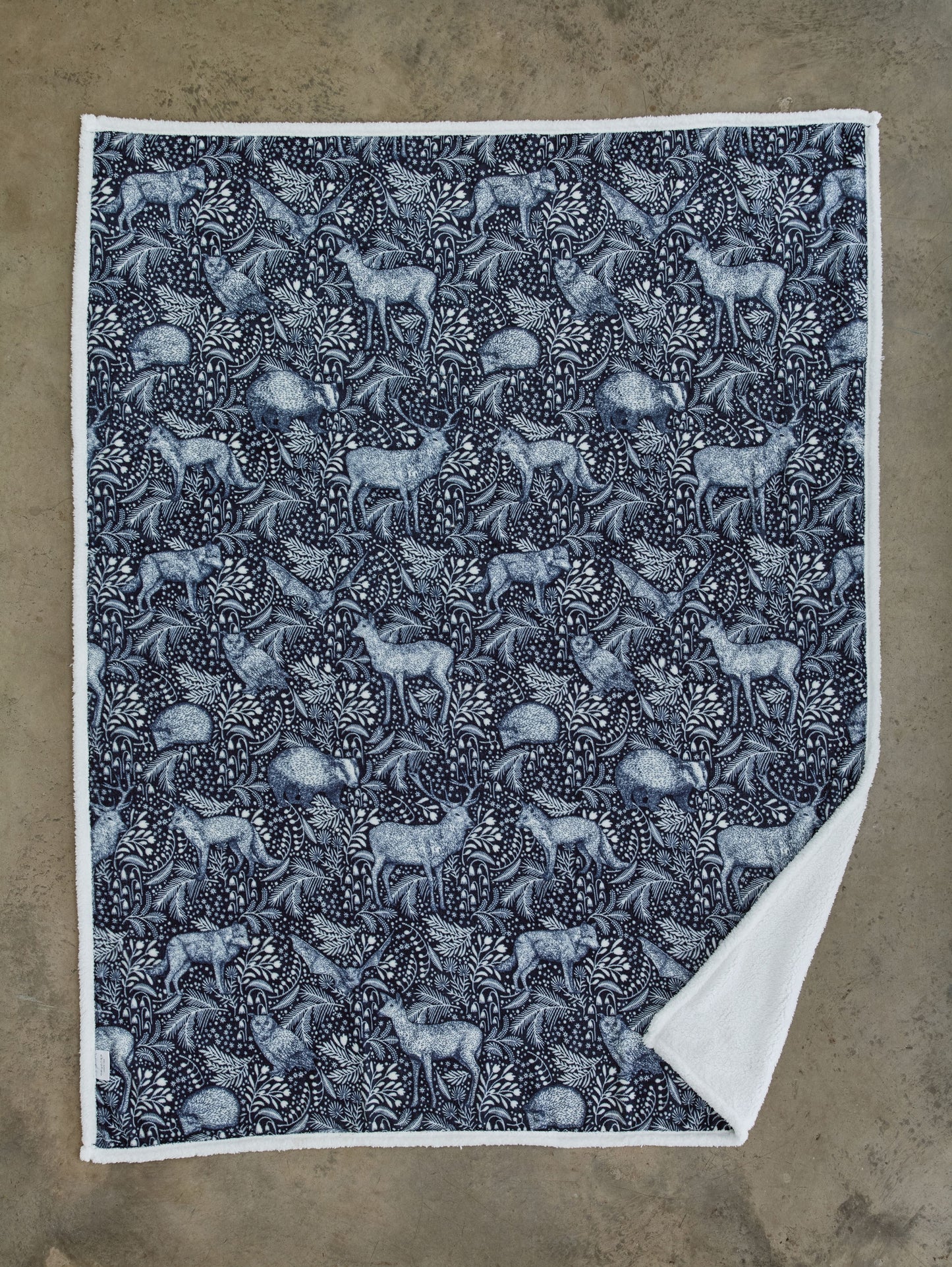 Supersoft Sherpa Reverse Woodland Animals Navy Blue