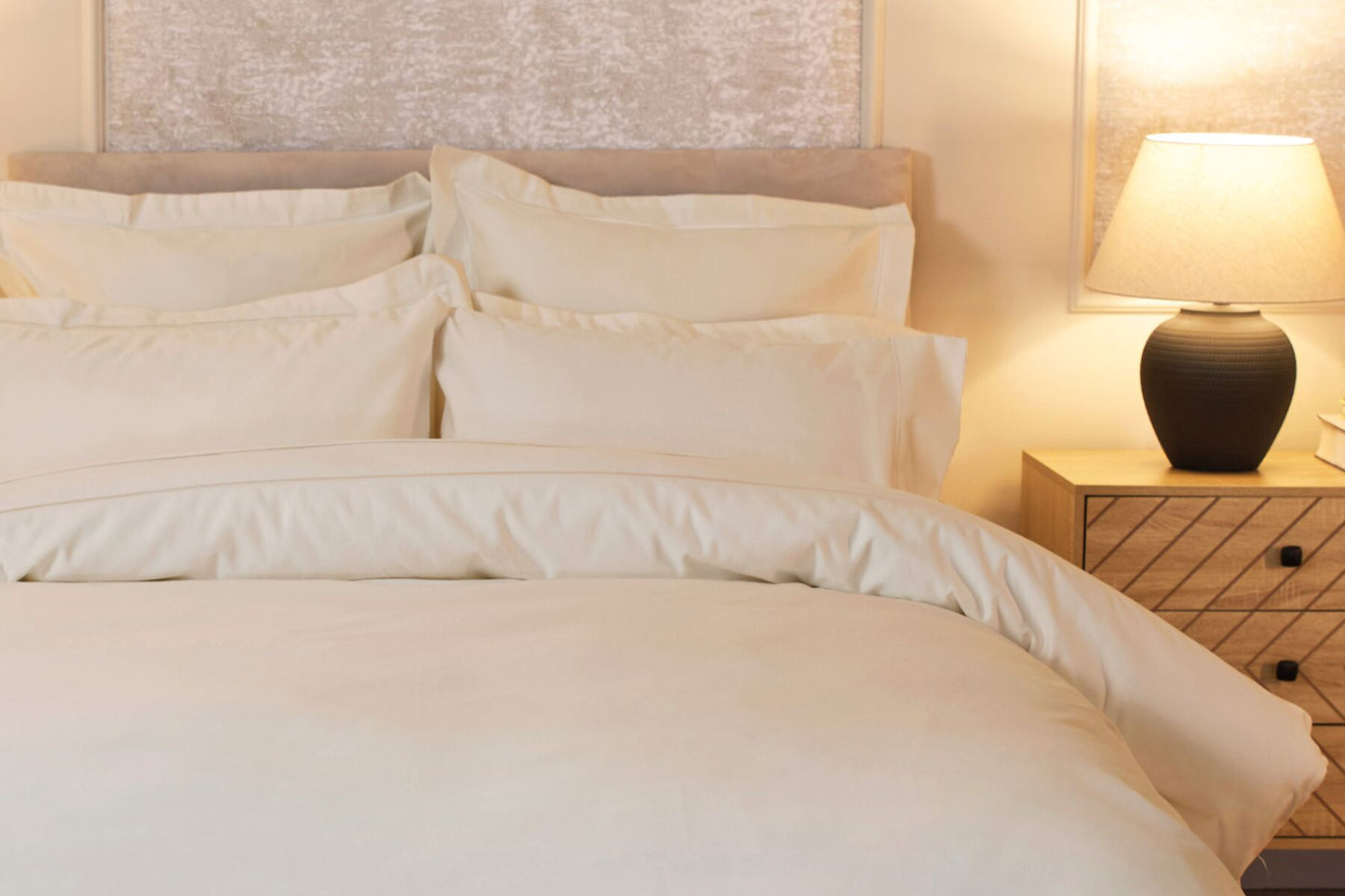 1000 Thread Count 100% Egyptian Cotton Bed Linen in Ivory