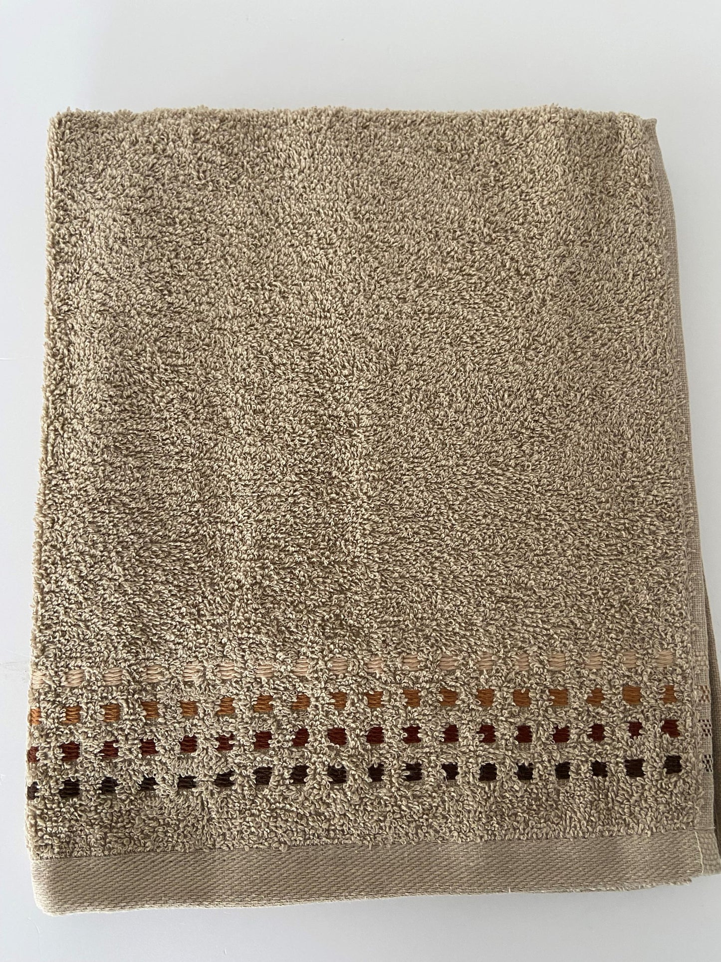 100% Cotton Guest Towels 30cm x 50cm x 2