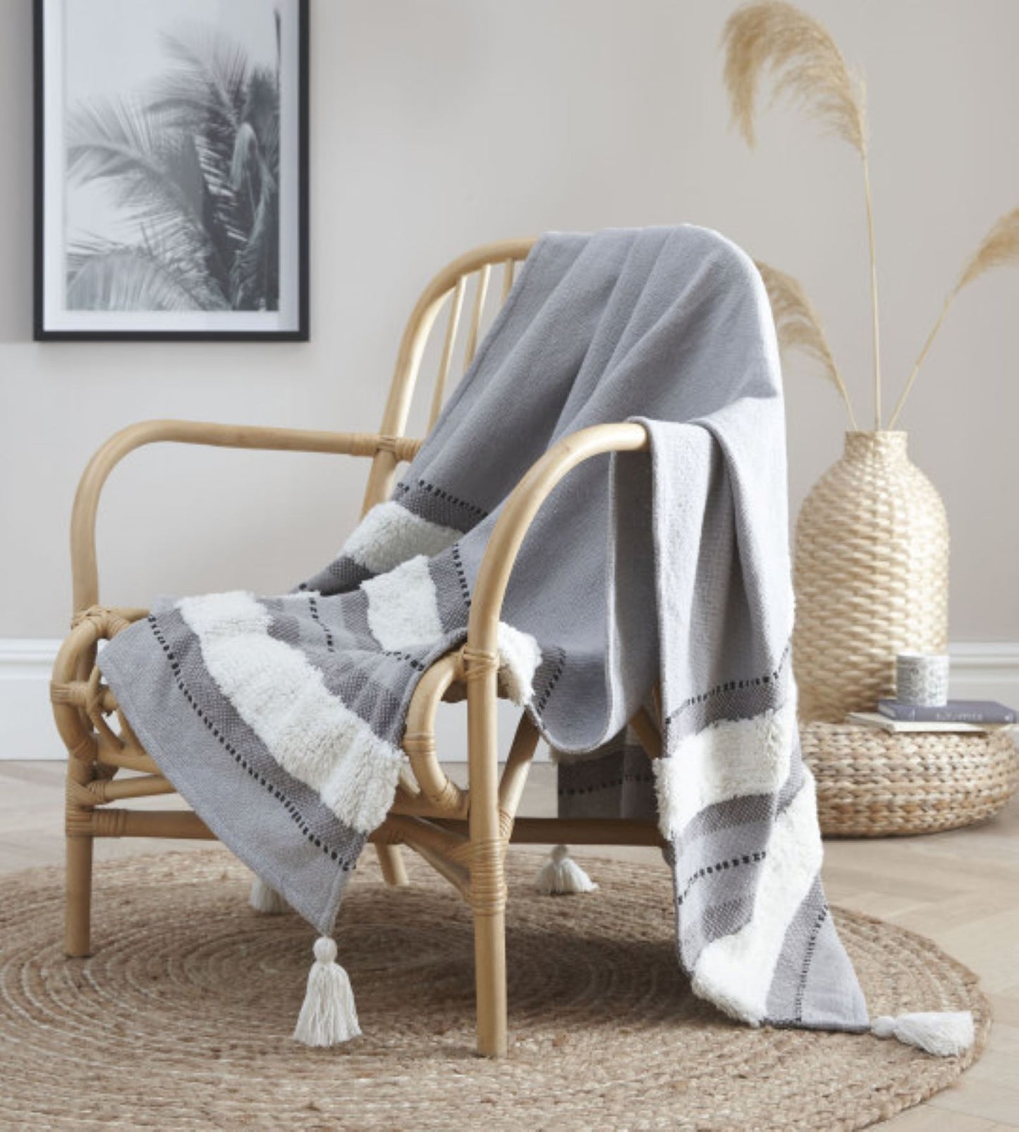 Cotton Rich Chic Throw in Grey