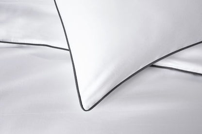 400 Thread Count Piped Duvet Cover Set in White & Navy Blue