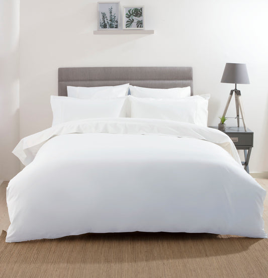 600 Thread Count Cotton Bed Linen in White