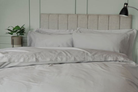 500 Thread Count Cotton Rich Bedding in Platinum