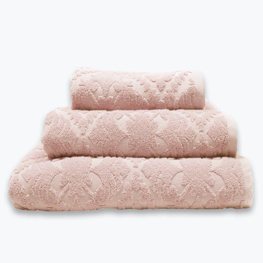 Country Style Jacquard Design Bath Towels in Blush