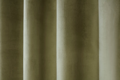Blackout Eyelet Curtains in Green