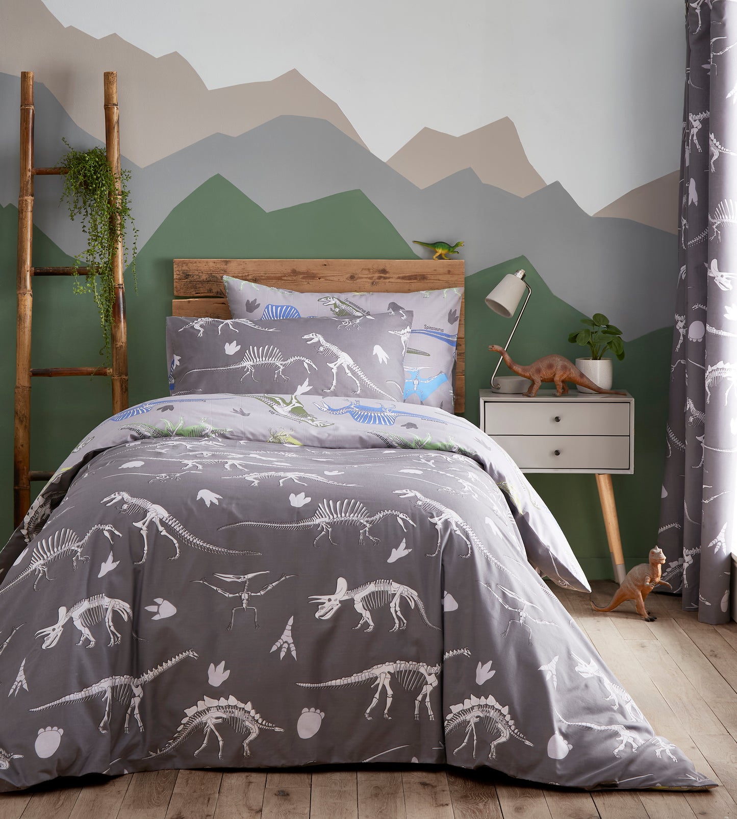Glow in The Dark Dinosaur Childrens Duvet Set or Curtains Reversible