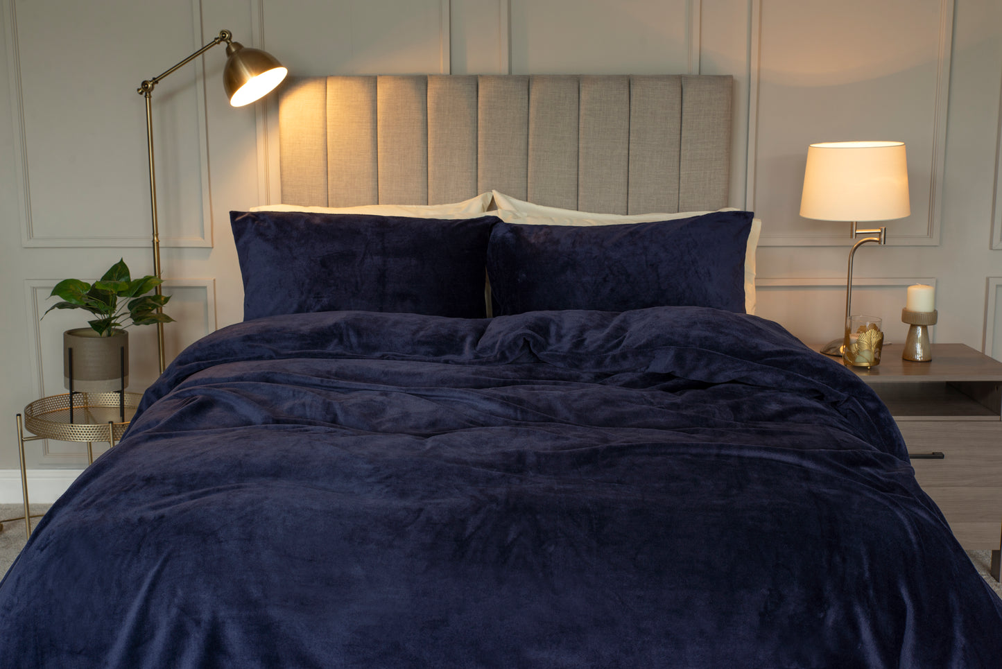 Heat Holder Duvet Cover Set in Navy Blue with 1.7 Tog