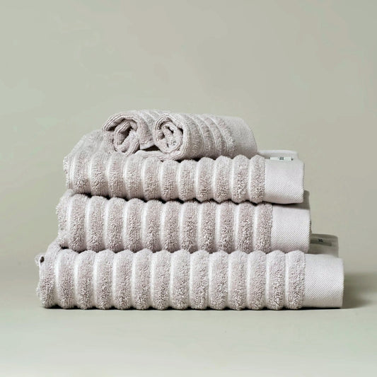 Organic Cotton Bath Towels in Light Grey