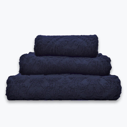 Country Style Jacquard Design Bath Towels in Navy Blue