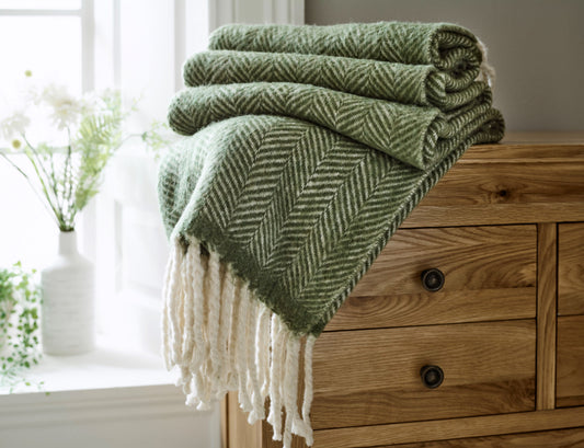 Pure Wool Chevron Fringed Blanket in Green
