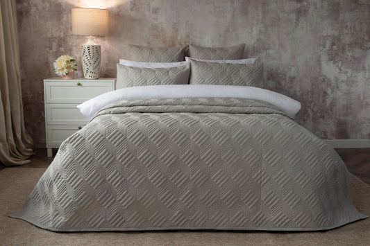 Lisbon Quilted Bedspread in Grey