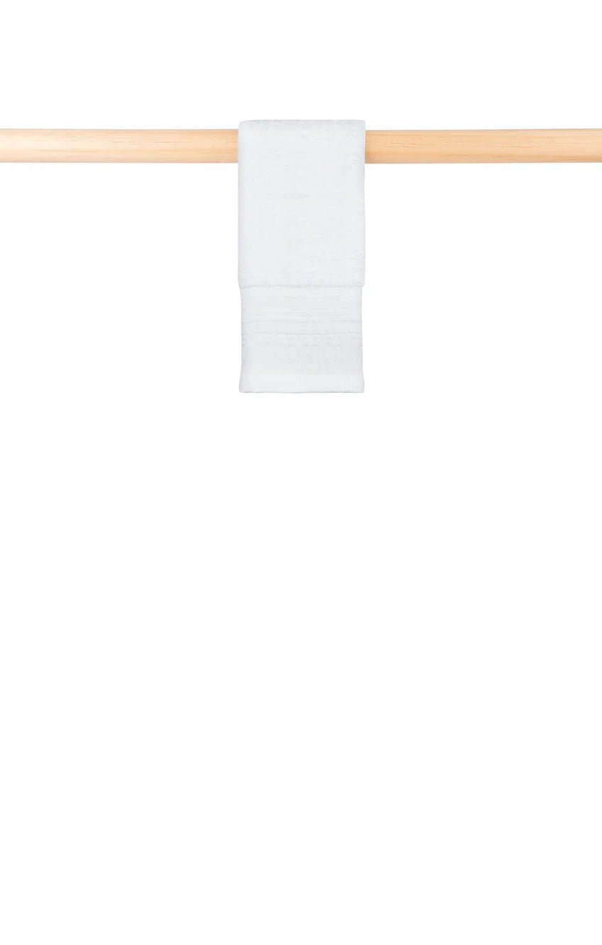 100% Cotton Jacquard Design Bath Towels in White