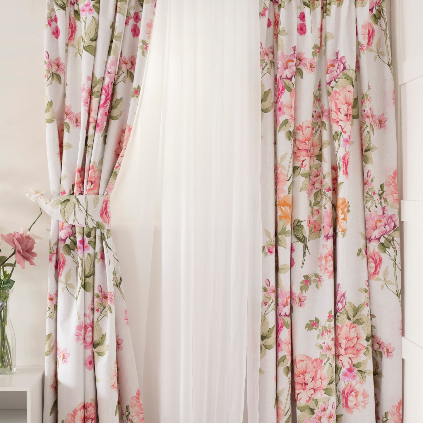 Anisshka Floral Duvet Set