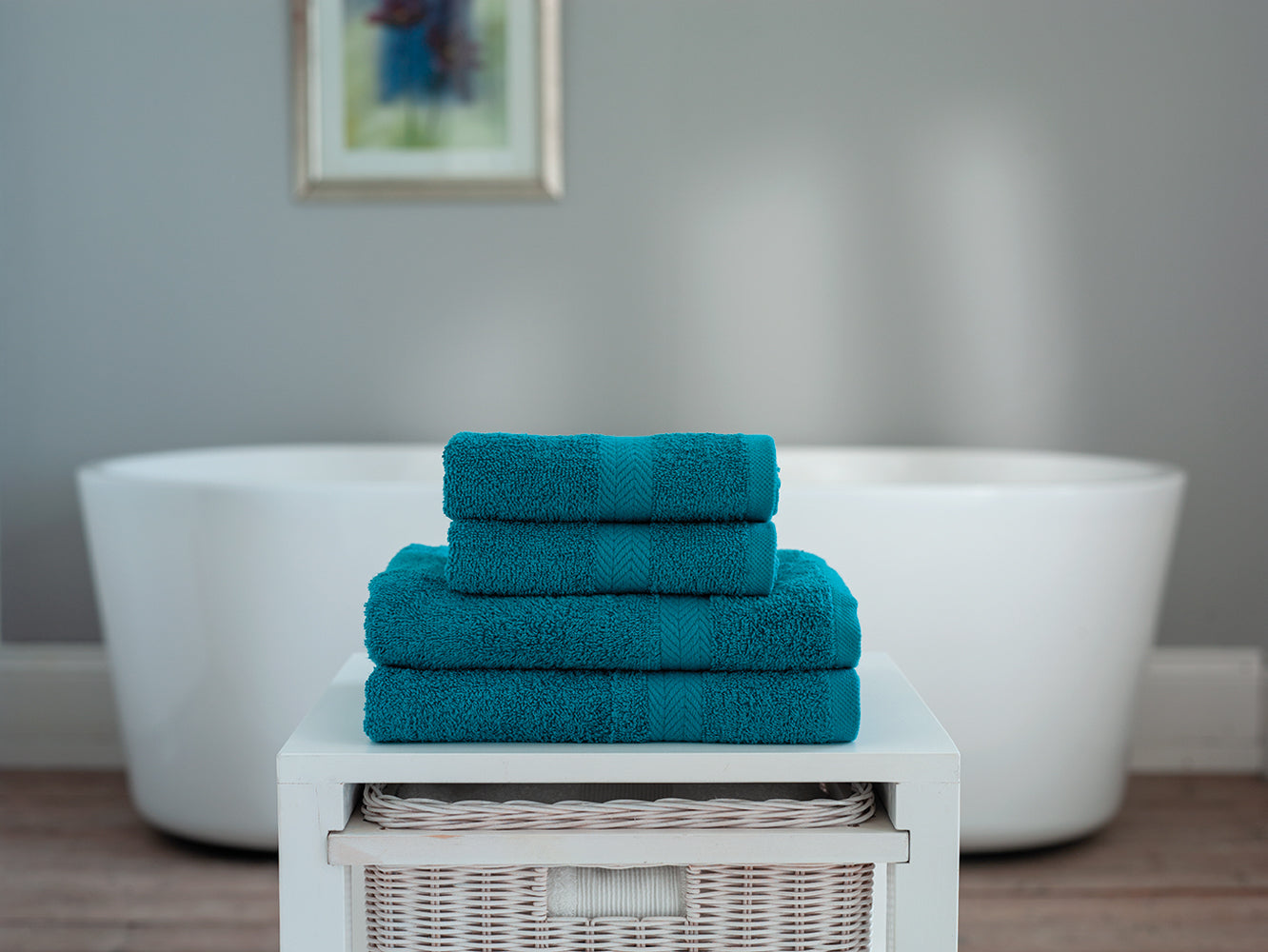 100% Cotton 4 Piece Towel Bale in Teal