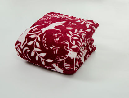 Woodland Animal Supersoft Throw in Berry