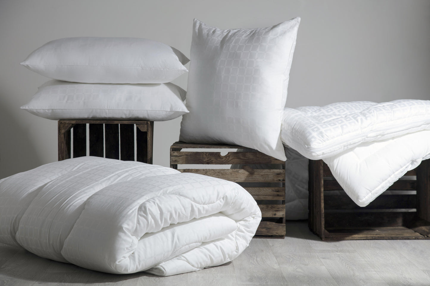 Hotel Suite Quality Bolster Pillow 3ft