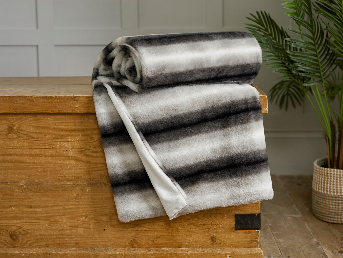 Luxury Plush Faux Fur Throw Tow Tones Mink