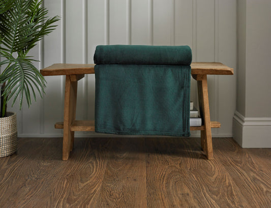 Snuggletouch Supersoft Throw in Dark Green