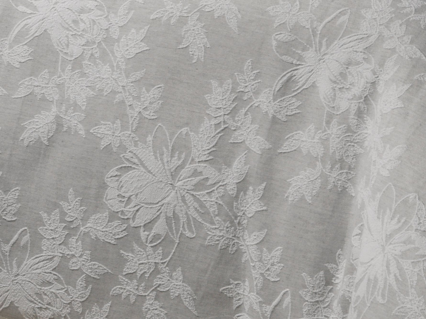 100% Cotton Kingston Jacquard Floral Design Duvet Cover in Grey